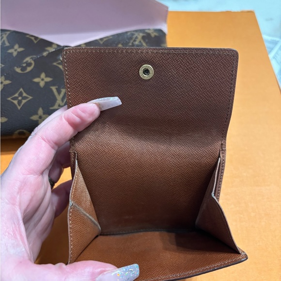 SOLD—ouis Vuitton Kirigami rfid & vintage wallet bundle🖤🖤 - Picture 10 of 14